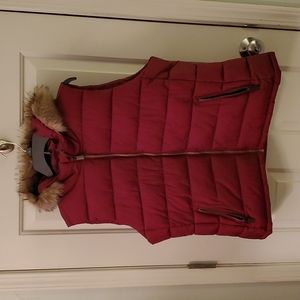 Gap puffer vest hoodie